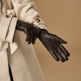 Stella (dark brown) – Sheepskin leather gloves with ultra-warm fleece lining & touchscreen functionality