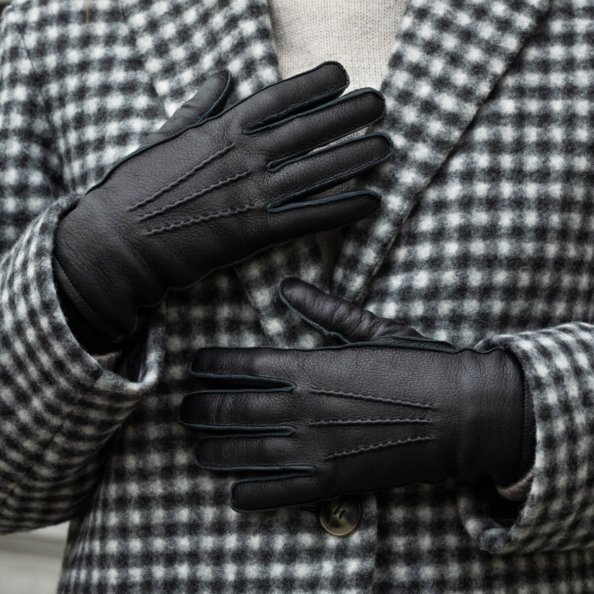 Where to buy on sale black leather gloves