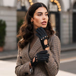 Maria (black) - Italian driving gloves made of American deerskin leather - Leather Gloves Online - Luxury Leather Gloves - 5