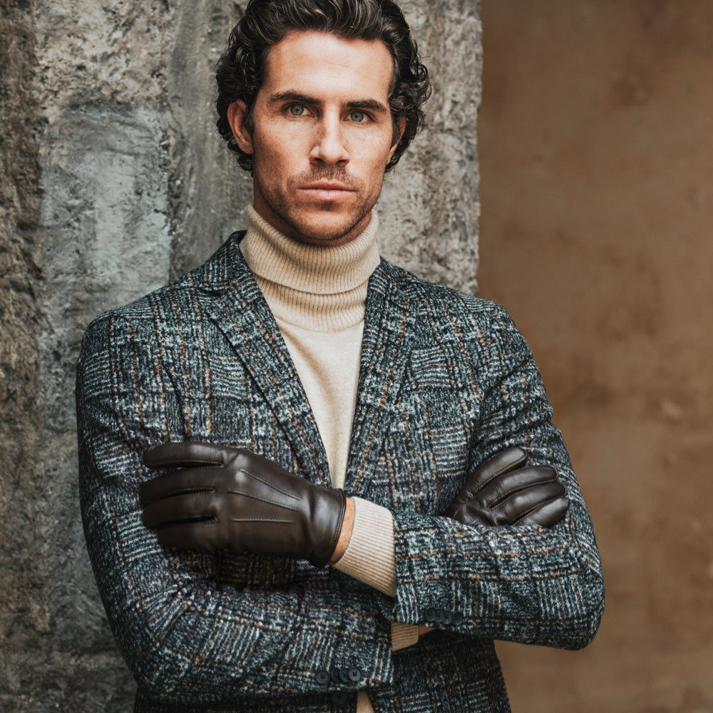 Giovanni (brown) - classic Italian lambskin leather gloves with cashmere lining & touchscreen feature  - Leather Gloves Online - Luxury Leather Gloves - 9