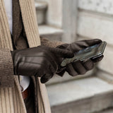Giovanni (brown) - classic Italian lambskin leather gloves with cashmere lining & touchscreen feature  - Leather Gloves Online - Luxury Leather Gloves - 4