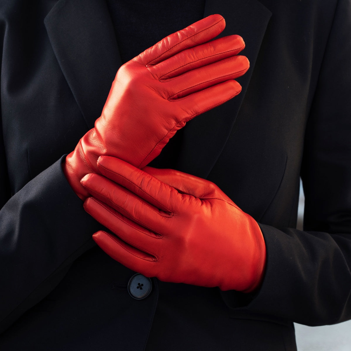 Isabella (red) - Italian lambskin leather gloves with cashmere lining - Leather Gloves Online - Luxury Leather Gloves - 6