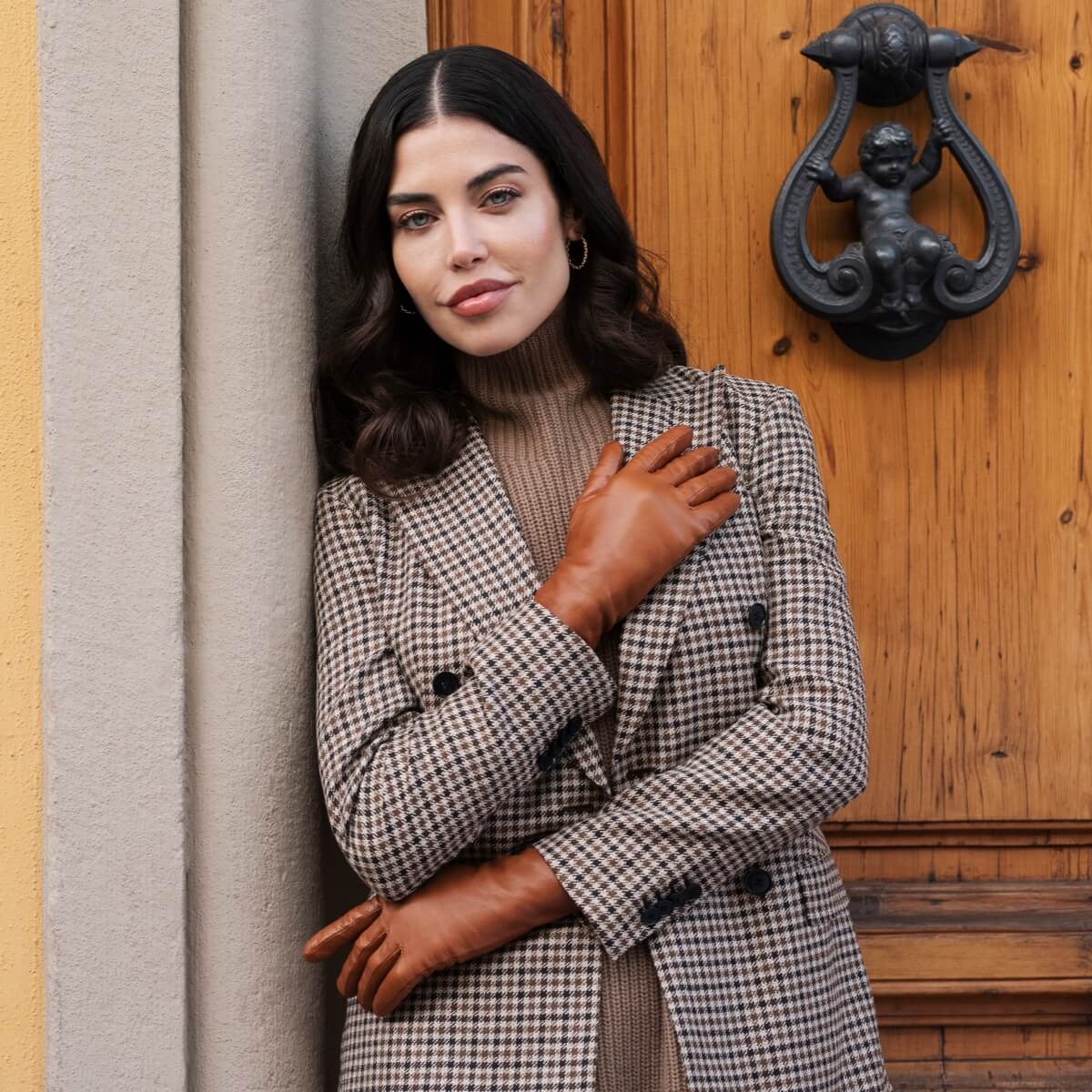 Isabella (cognac) - Italian lambskin leather gloves with cashmere lining - Leather Gloves Online - Luxury Leather Gloves - 6