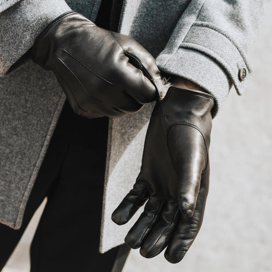 Marco (black) - Italian lambskin leather gloves with white rabbit fur lining - Leather Gloves Online - Luxury Leather Gloves - 9